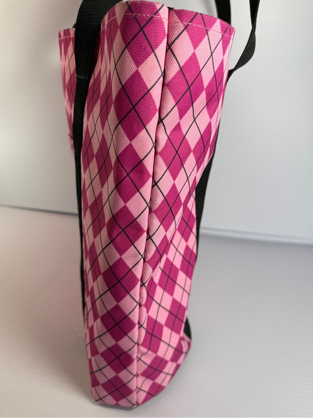 Dickies Pink Argyle Pattern Tote with Black Straps - Picture 4 of 9